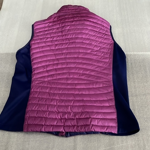Eddie Bauer Women's Purple and Navy Vest - Picture 8 of 10